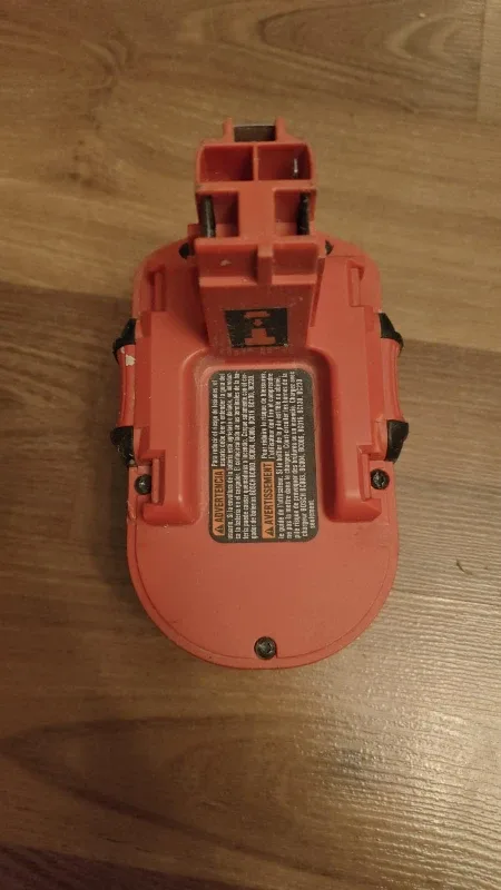 Bosch Compact 18V Cordless Drill with Battery image indicator(2)