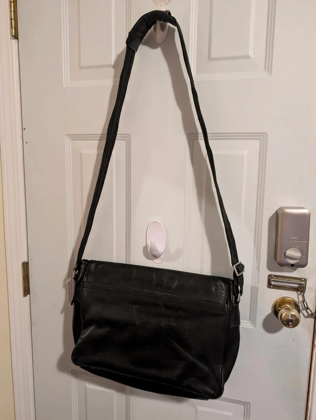 Banana Republic Black Leather Messenger Bag image indicator(3)