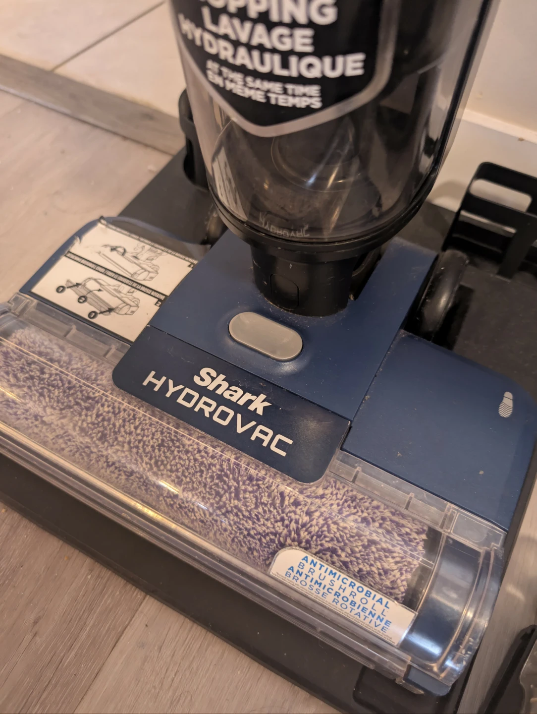 Shark HydroVac Hard Floor Cleaner - photo 4