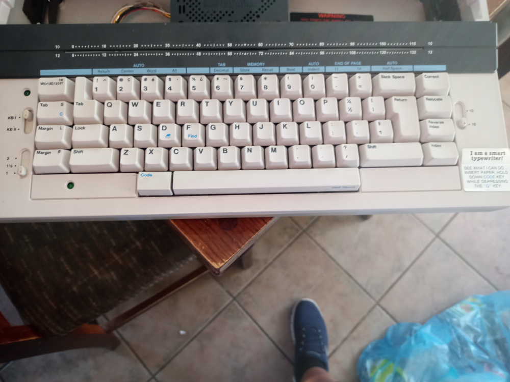 Smith Corona XE 6200 Spell-Right Dictionary Typewriter - photo 4