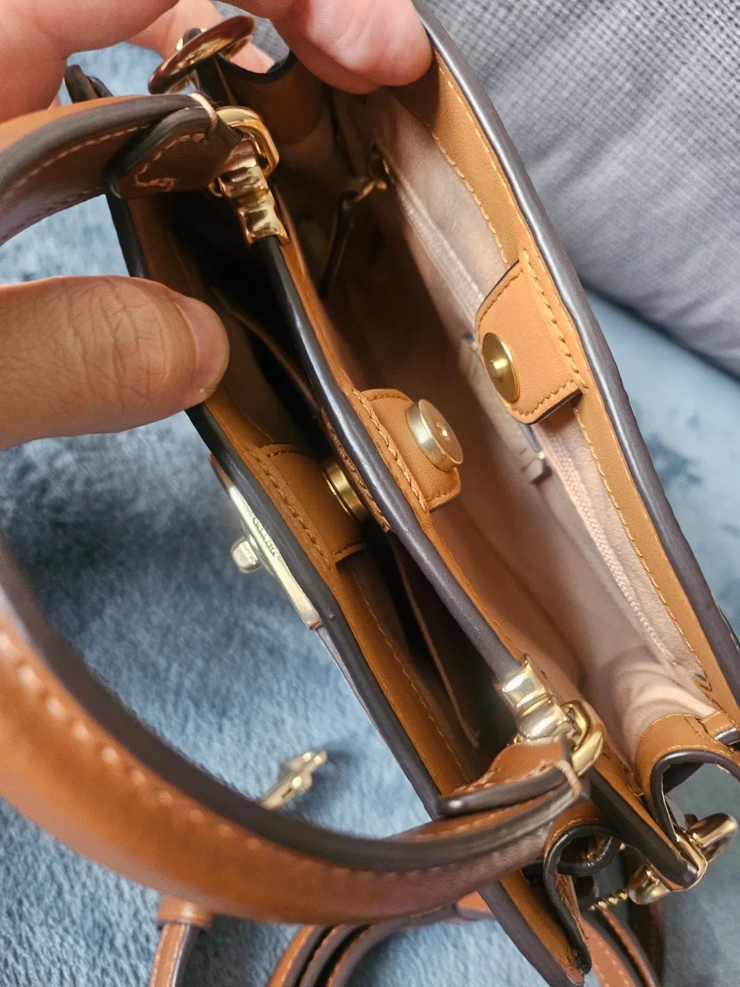 Coach Mini Lane Top Handle Purse Bag image indicator(4)