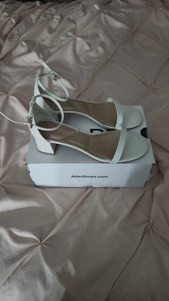 Aldo White Heels Size 8 - photo 2