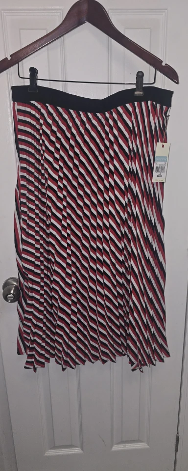DEX Pleated Skirt, Size L, Red/Black/White Stripes
