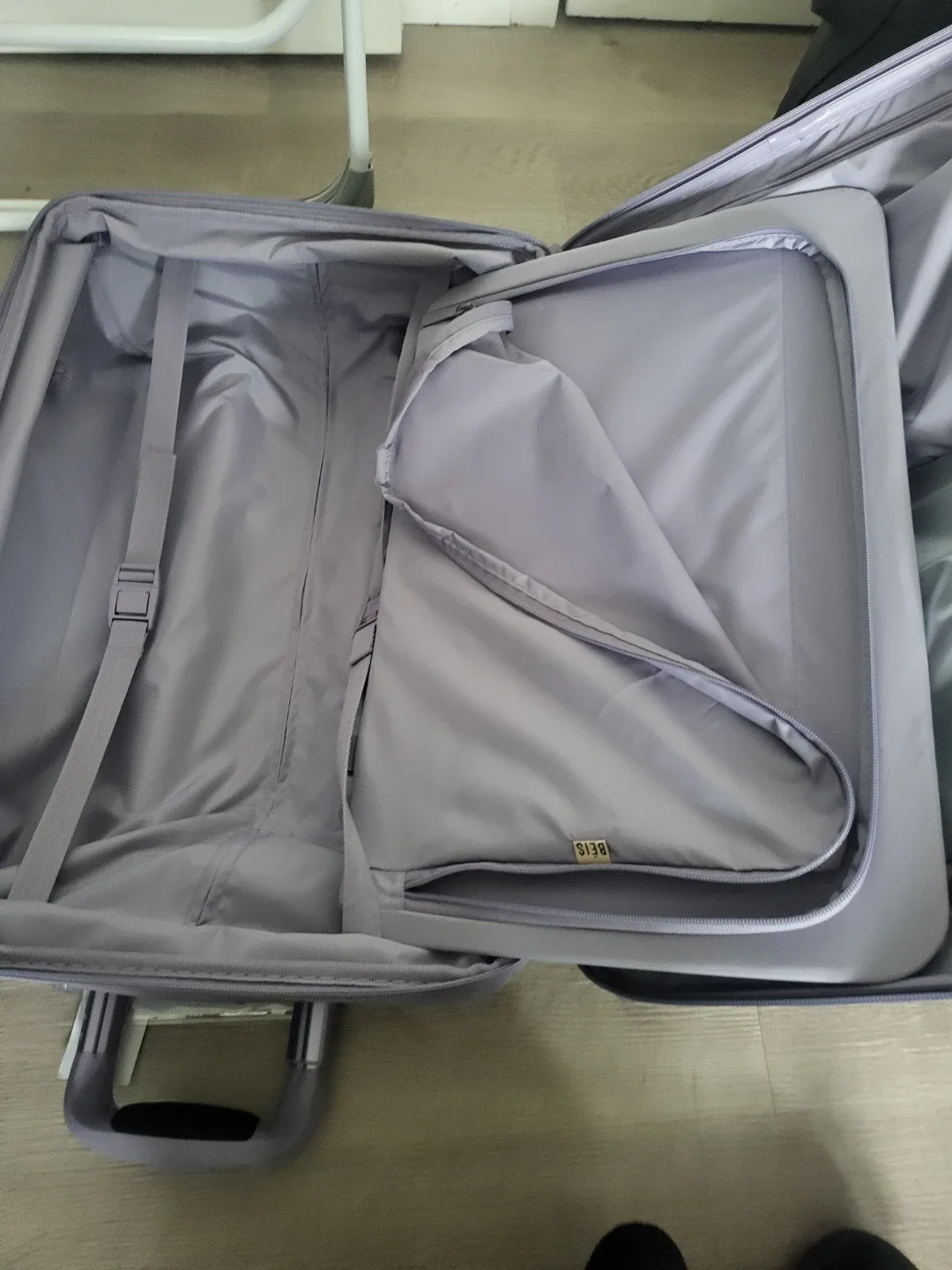 BEIS Carry-On Roller Suitcase - Global Lavender image indicator(7)