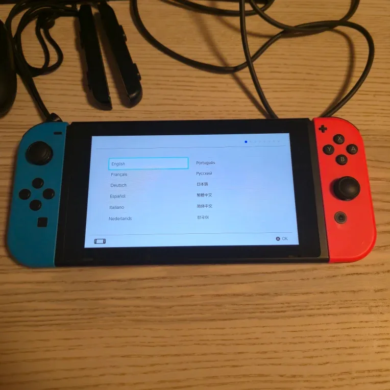Nintendo Switch V2. Great condition, original accessories. image indicator(2)
