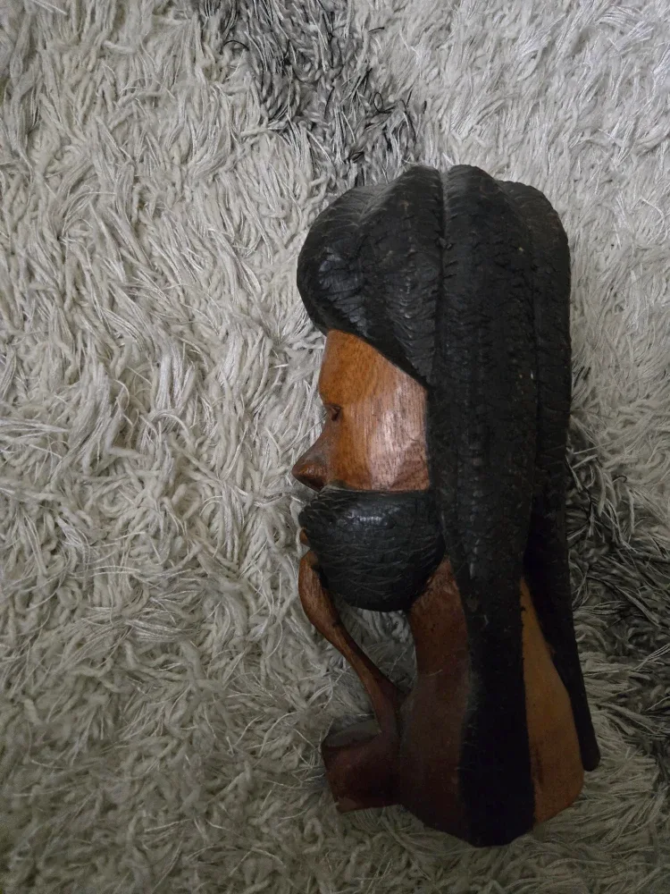 African Wooden Bust Sculpture image indicator(2)