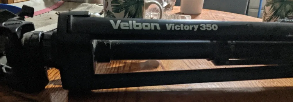 Velbon Victory 350 Tripod