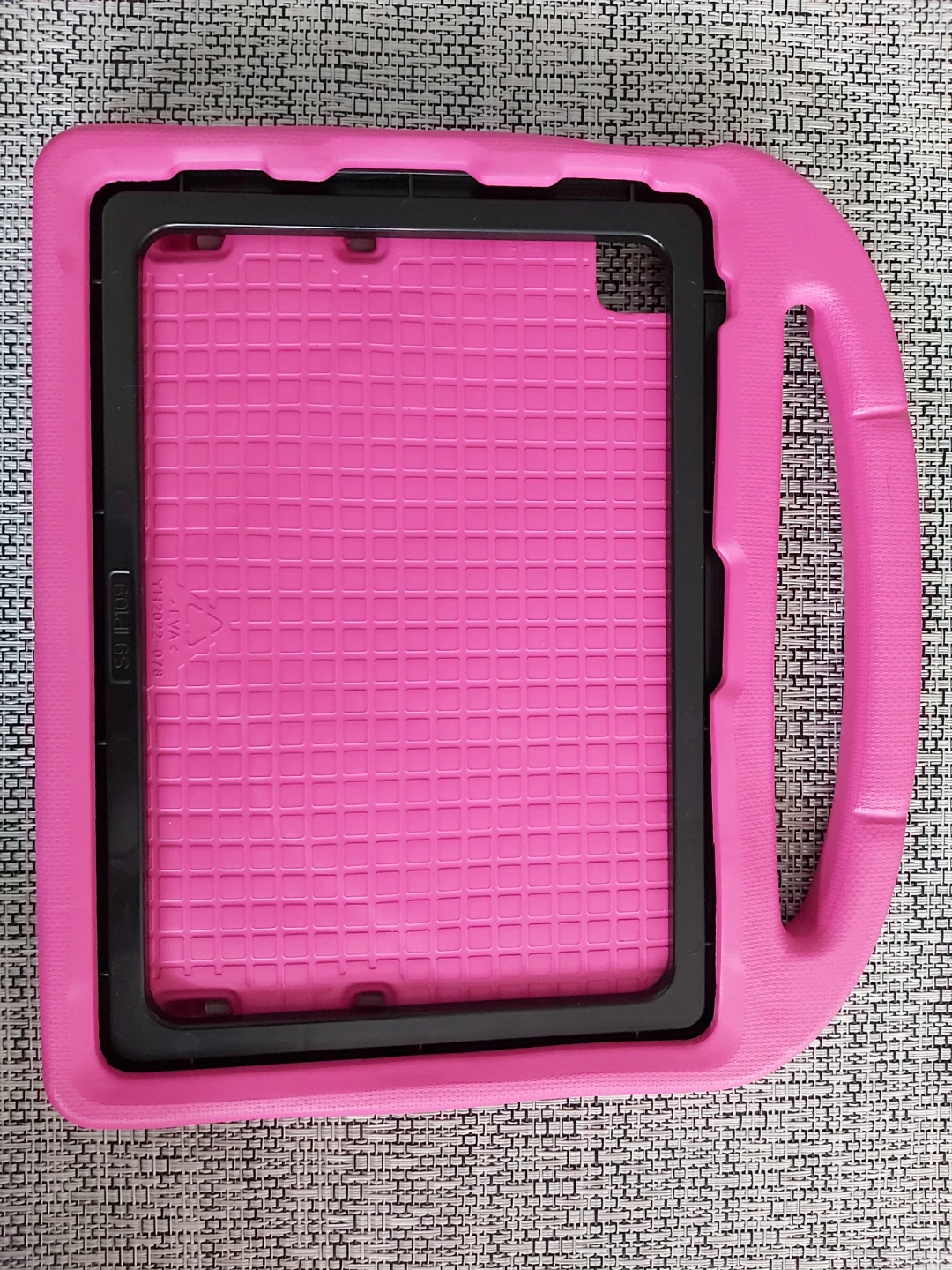 Pink Tablet Case iPad10th Generation 10.9". - photo 2