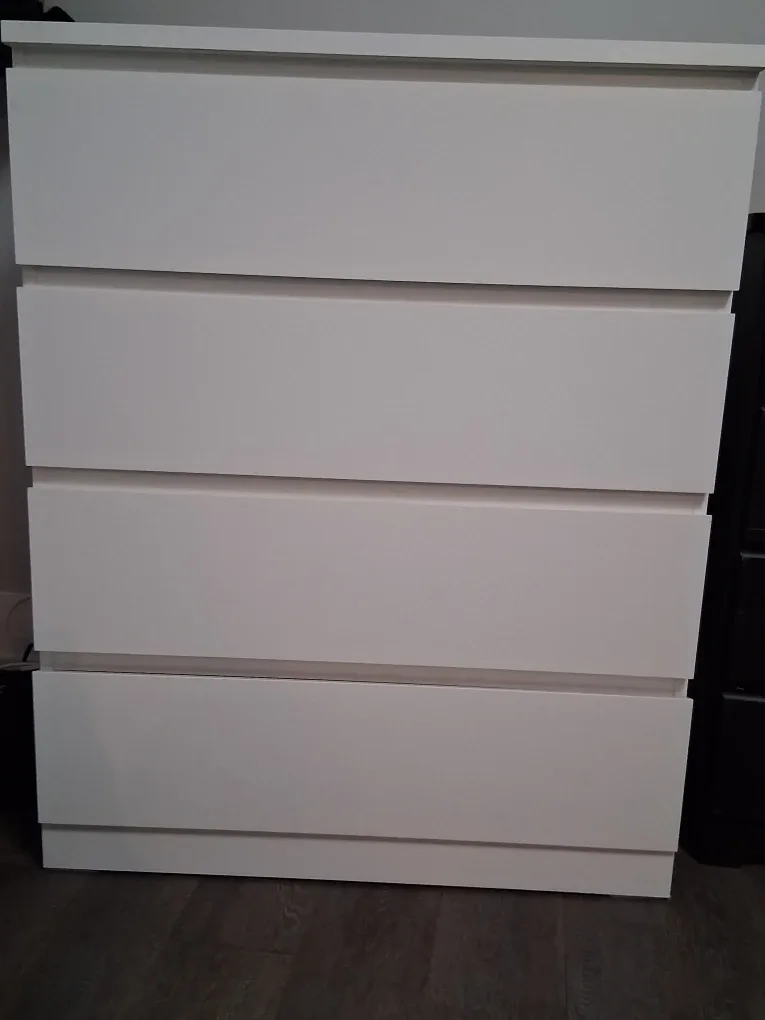White 4-Drawer Dresser
