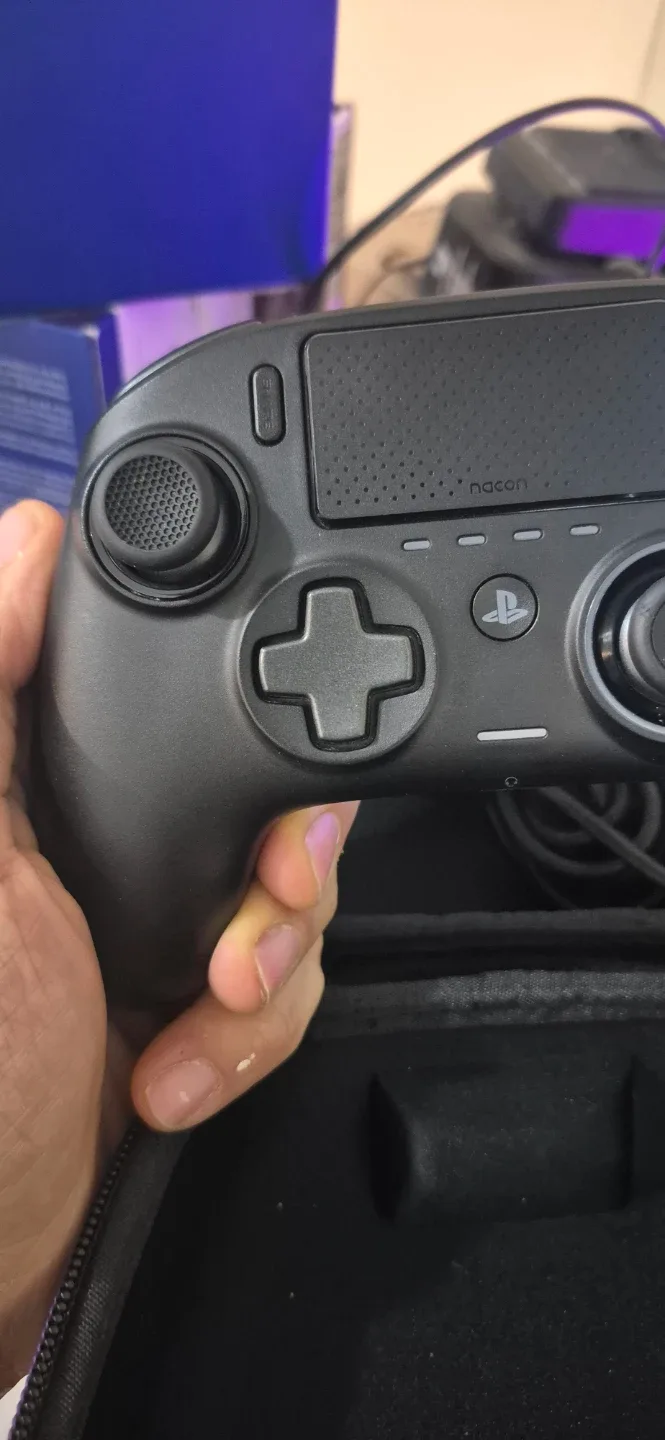 Nacon Revolution 5 Pro Controller - PS5 image indicator(2)