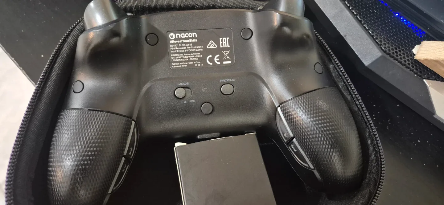 Nacon Revolution 5 Pro Controller - PS5 image indicator(4)