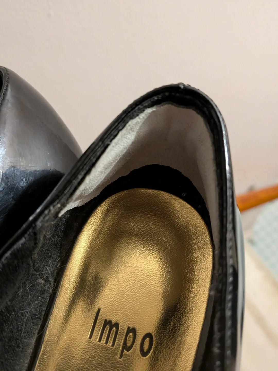 Impo Black Patent Leather Peep-Toe Flats sz 8 image indicator(7)