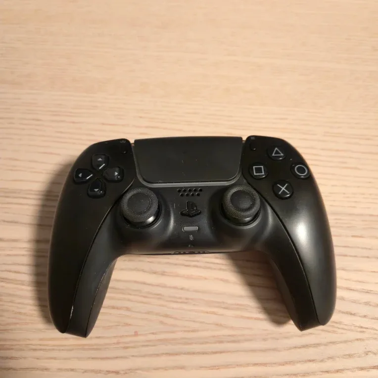 Stick Drift PS5 controller. L3 has drift. Dualsense