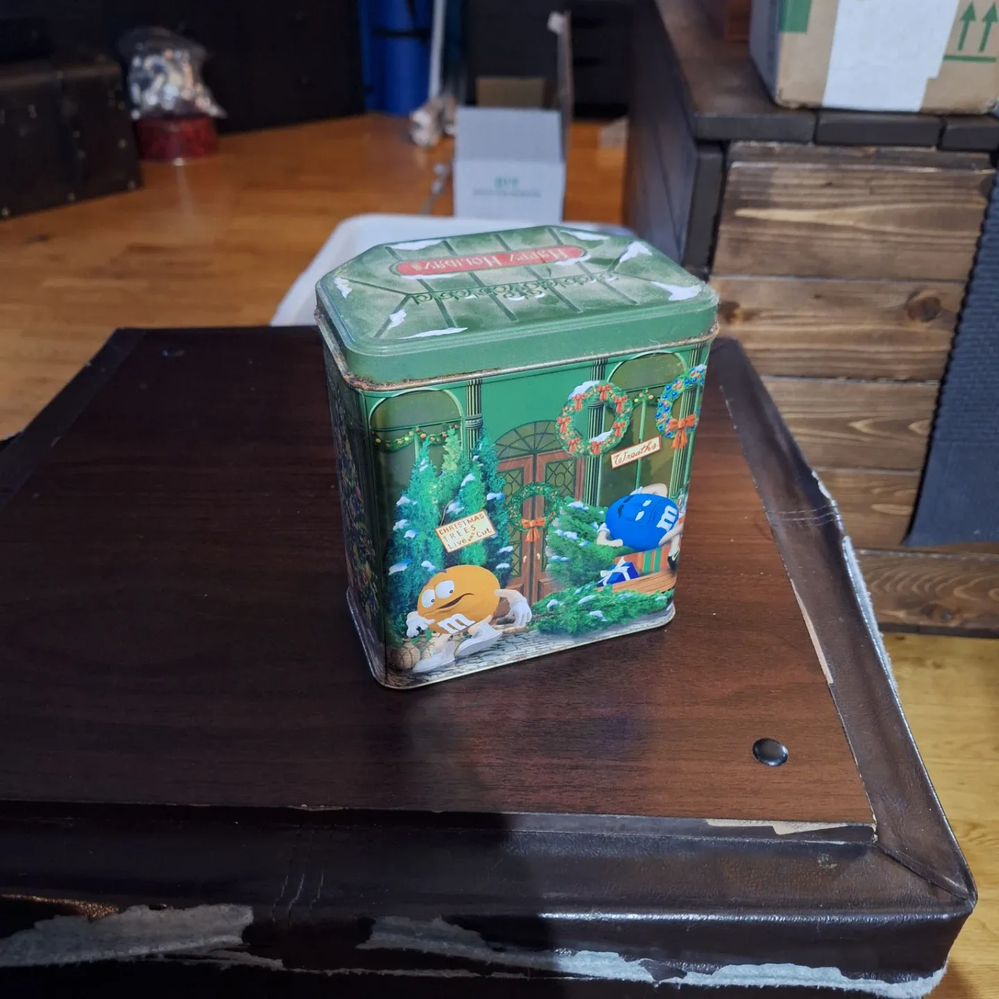 Vintage M&M Tins image indicator(2)