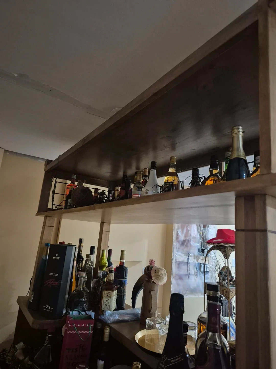 Wooden Bar with Storage image indicator(4)