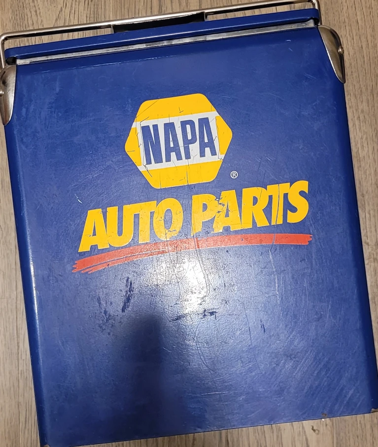 Napa Auto Parts Ice Box / Cooler