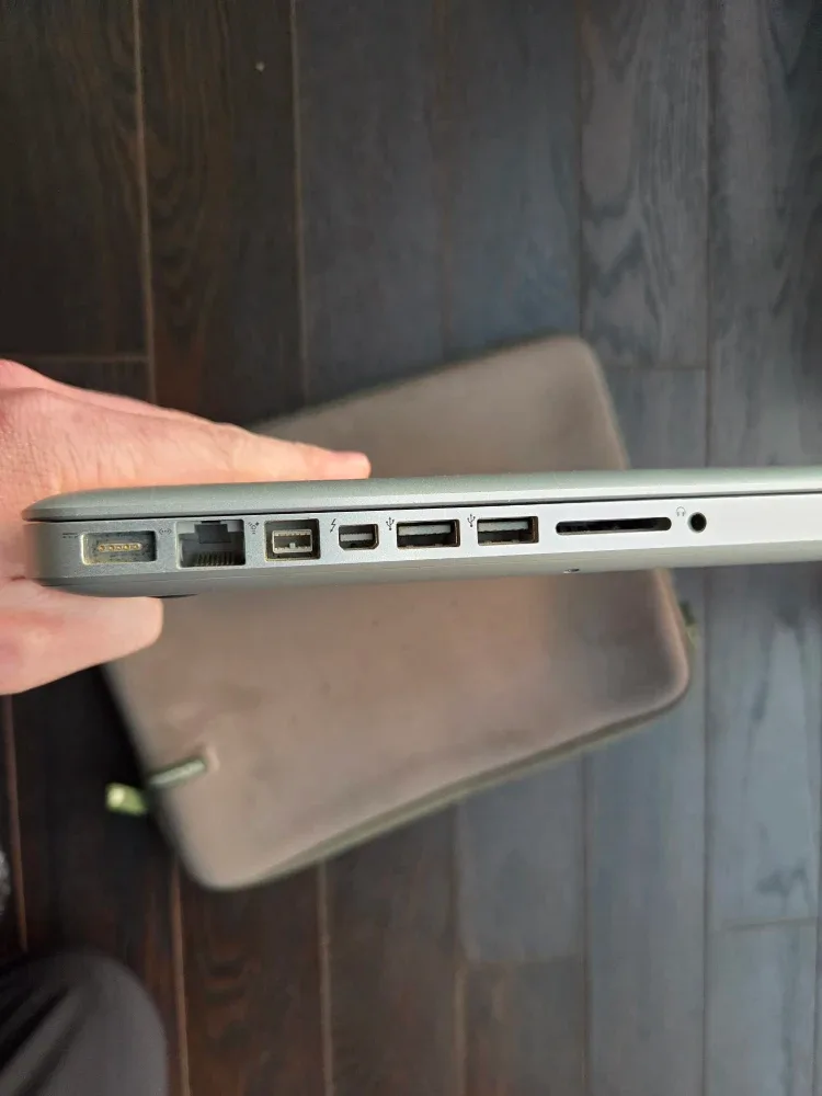 MacBook Pro 2011 - 16GB, 256GB Samsung SSD 850 Pro + 500gb HDD image indicator(4)