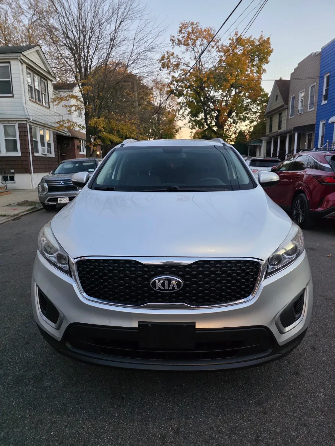 1. 2018 Kia Sorento – Clean Title, Great Condition, 3rd Row SUV image indicator(7)