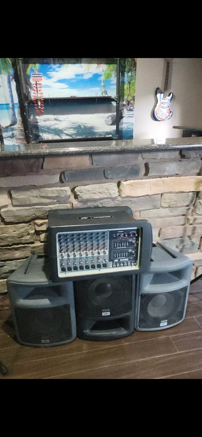 Peavey Impulse Speakers & XR 8600 Mixer image indicator(2)