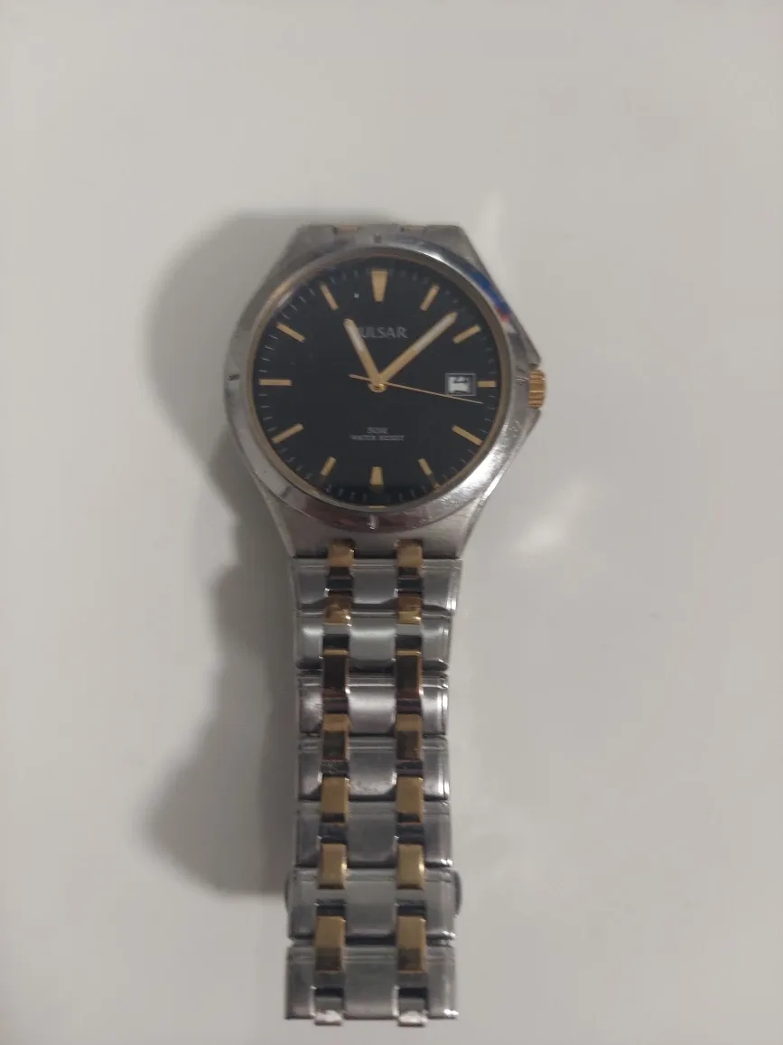 Pulsar 50M Water Resist Watch image indicator(2)