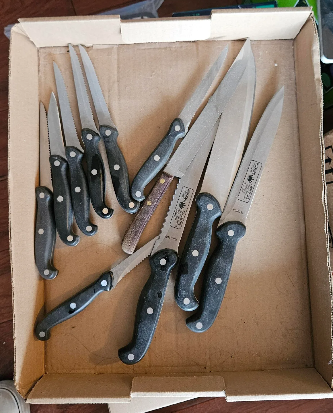 Knife Set thumbnail