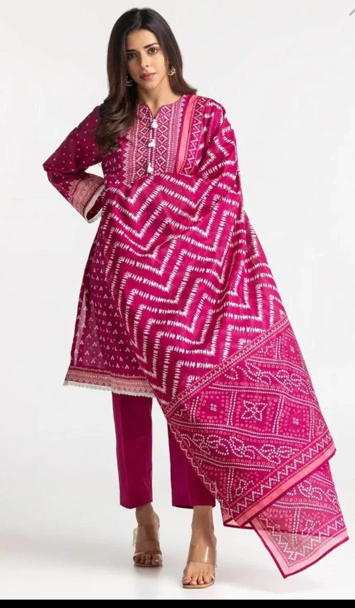 Magenta 3-Piece Shalwar Kameez Suit