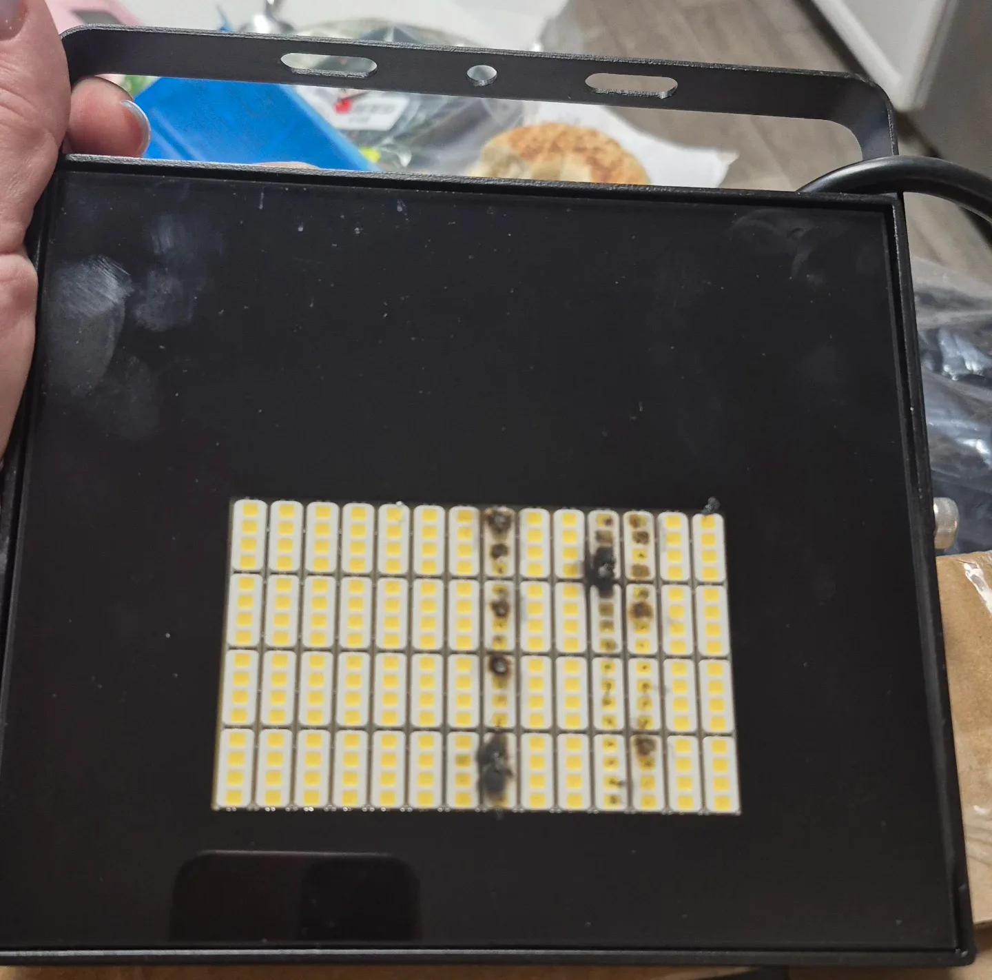 180W LED Work Light with Tripod - Yellow image indicator(6)