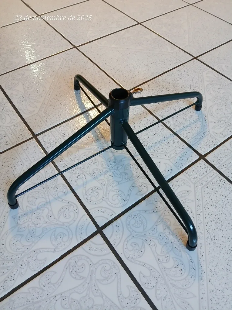 24" diameter Christmas tree metal base foldable