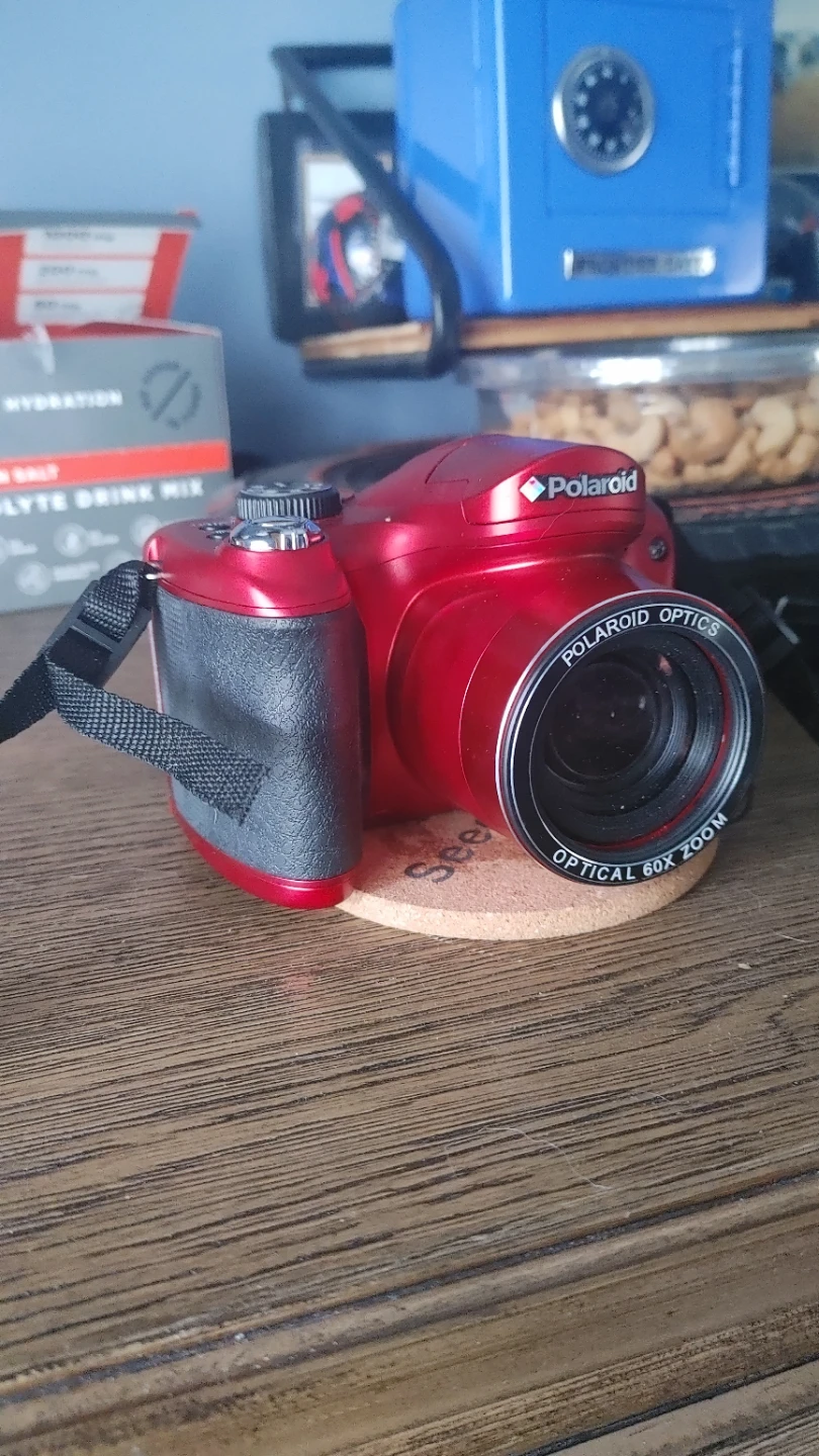 Polaroid iS626 Red Digital Camera - 60x Zoom - photo 2