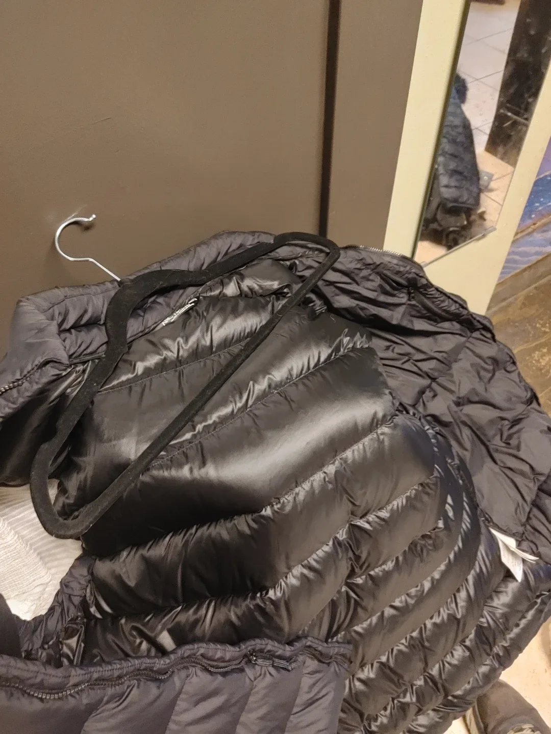 Arc'teryx Thorium Hoody Men's Black XL fits larger med image indicator(5)