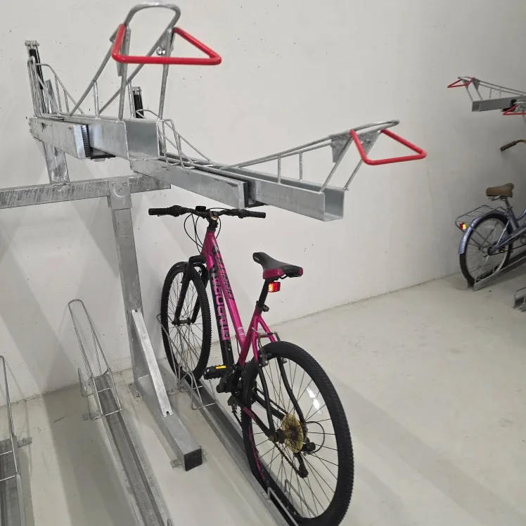 CCM Orbita Bike - Pink/Black image indicator(5)