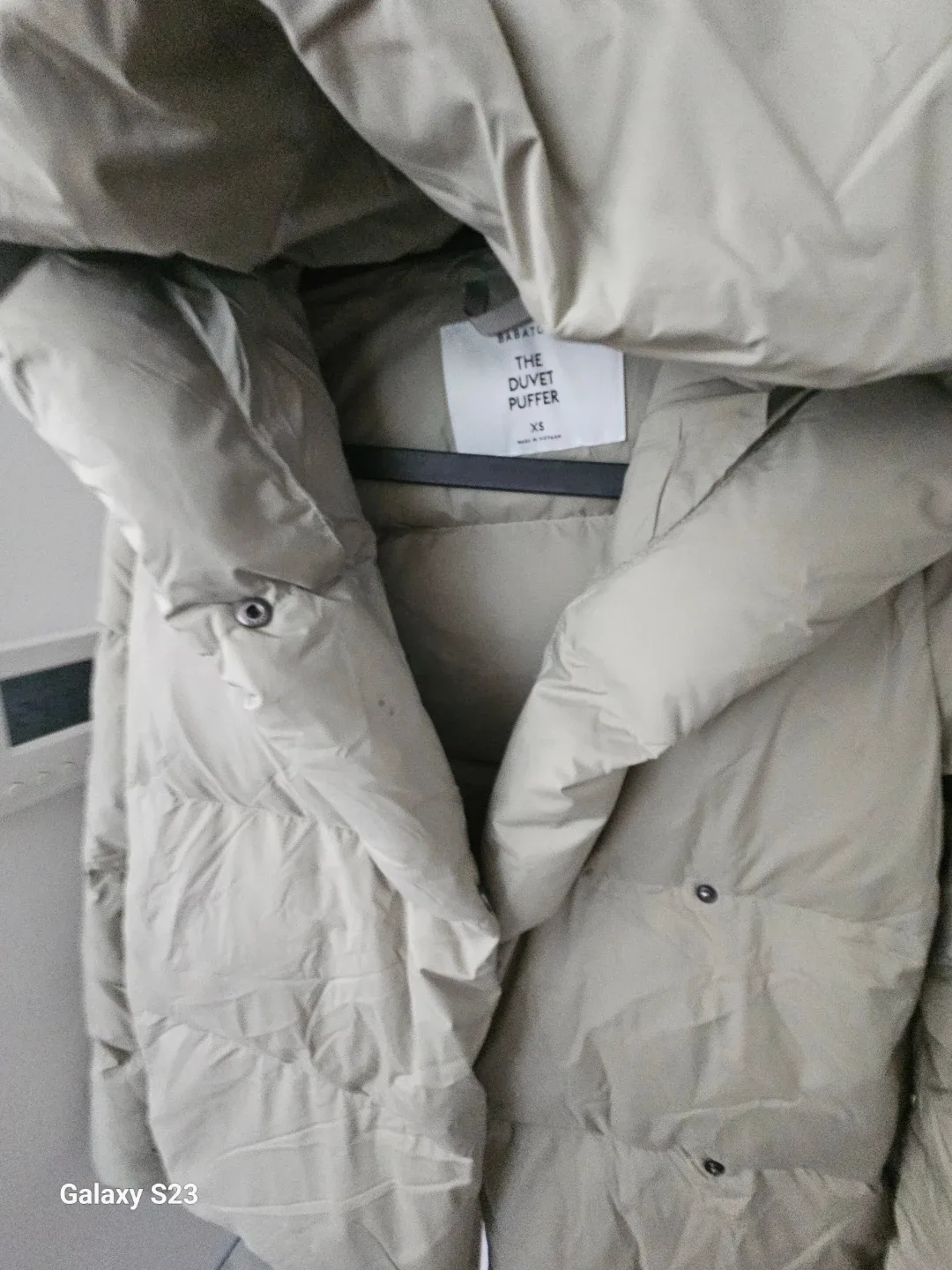 Aritzia Babaton The Duvet Puffer XS image indicator(3)