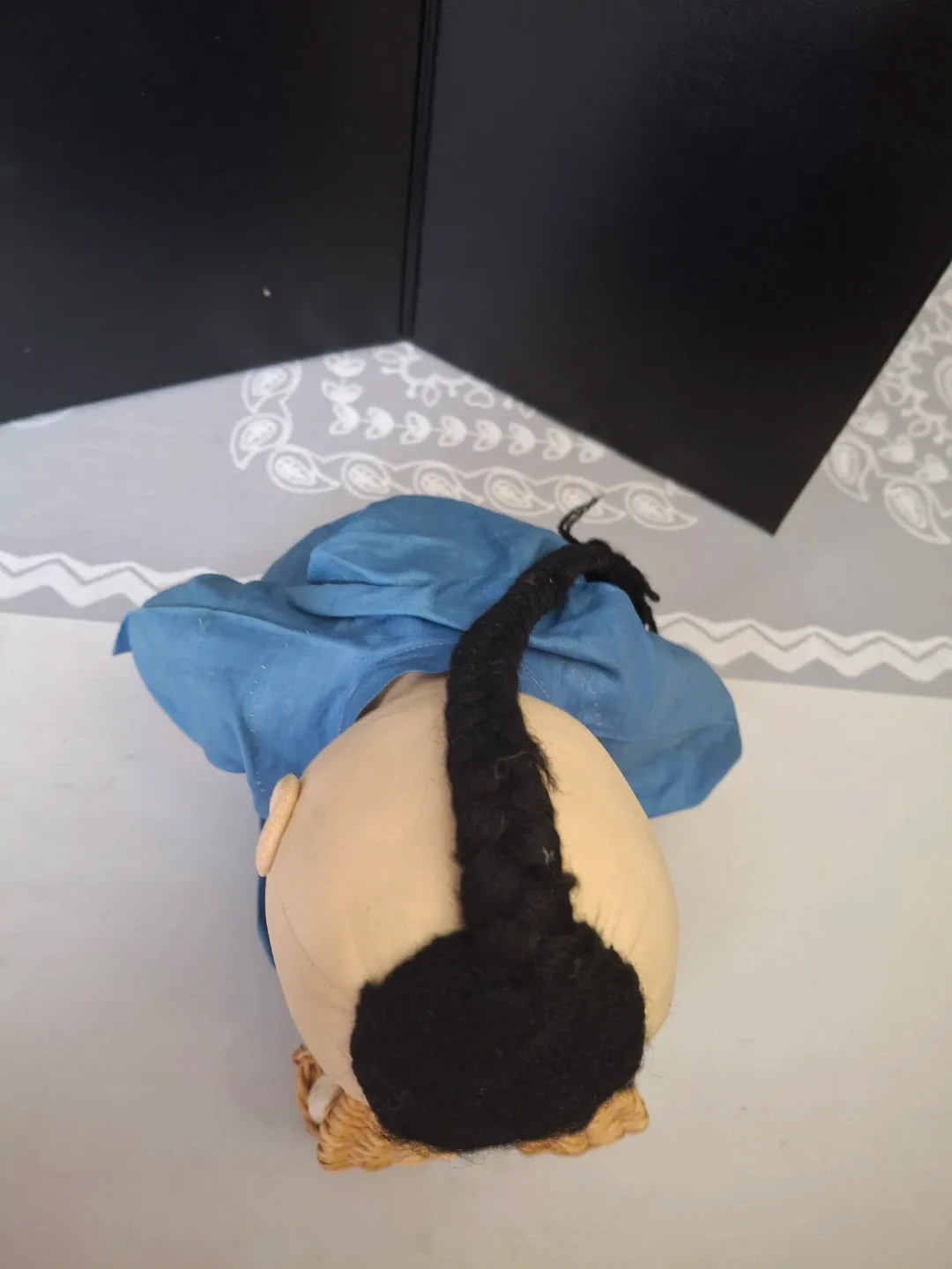 Vintage Asian Cloth Doll in Blue Outfit image indicator(5)