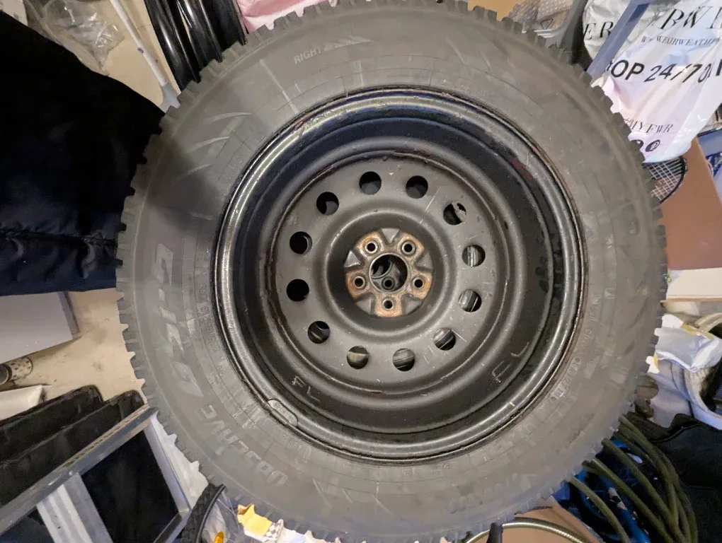 Set of 4 Toyo Winter Tires on rim image indicator(2)