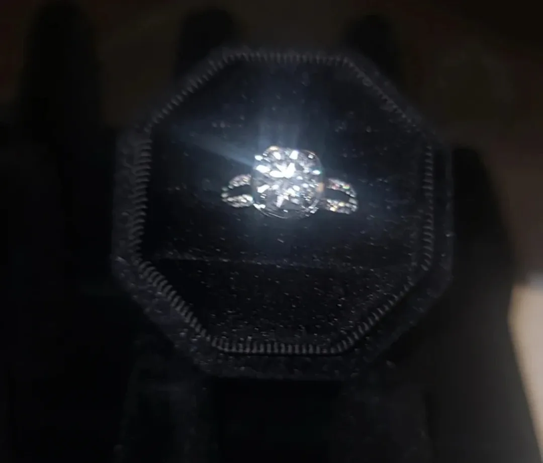 2 ct Moissanite Ring 18kt wt gold plated thumbnail