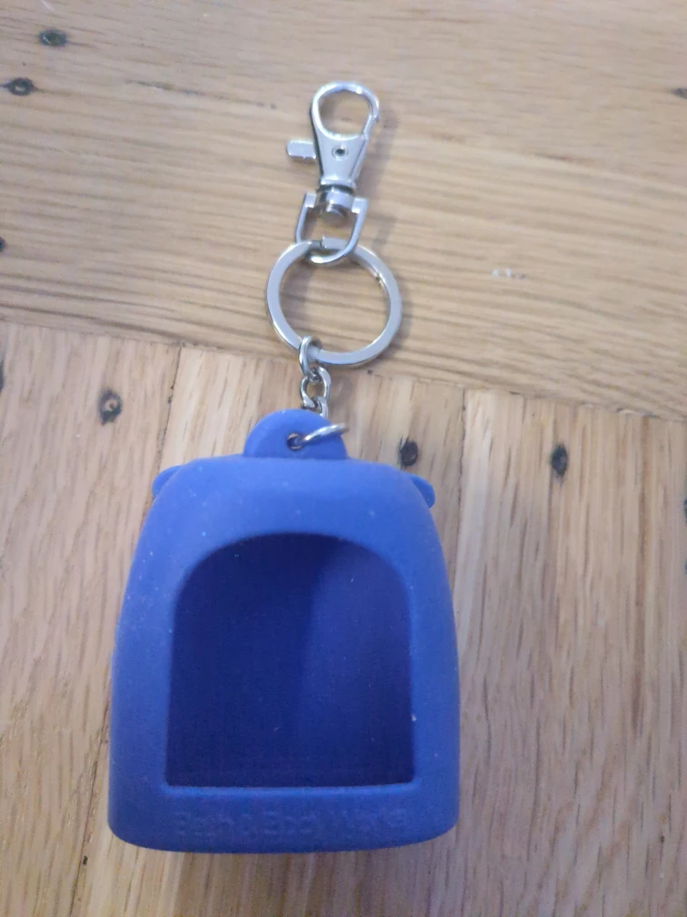 Bath & BodyWorks Hand Sanitizer Holder - photo 2