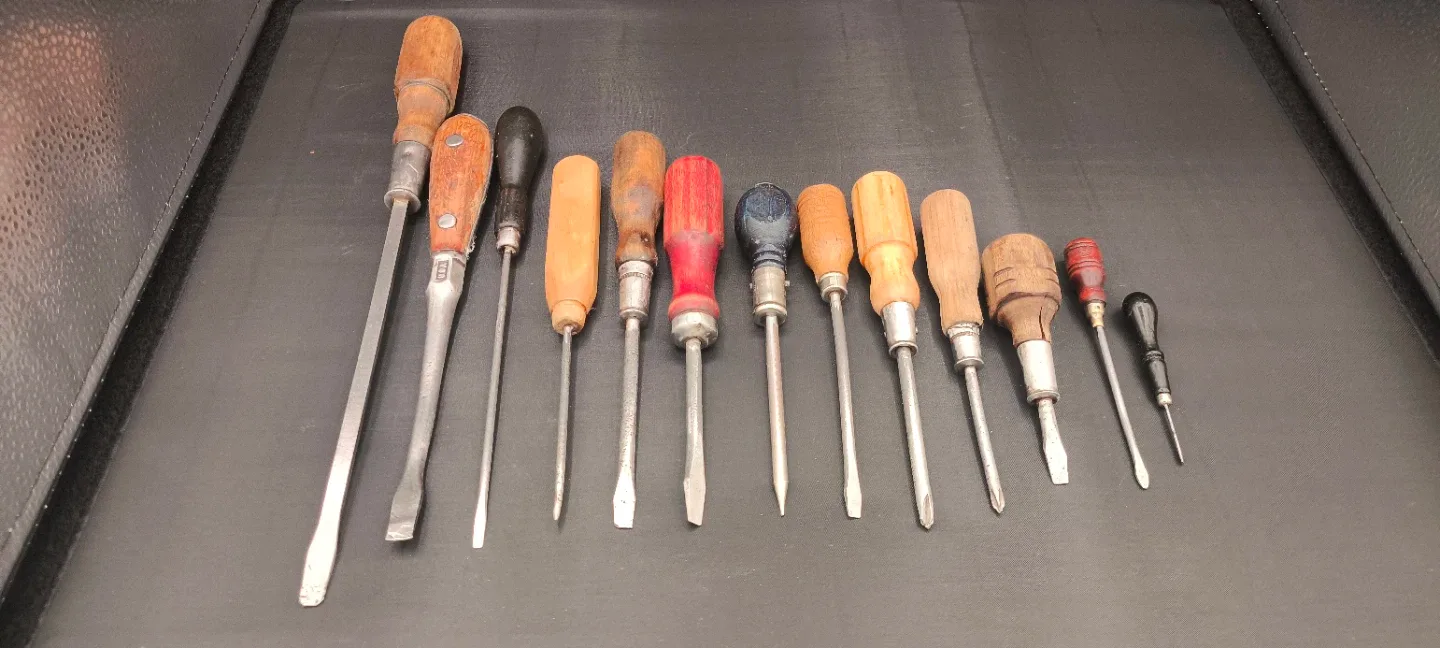 Vintage Screwdriver Set