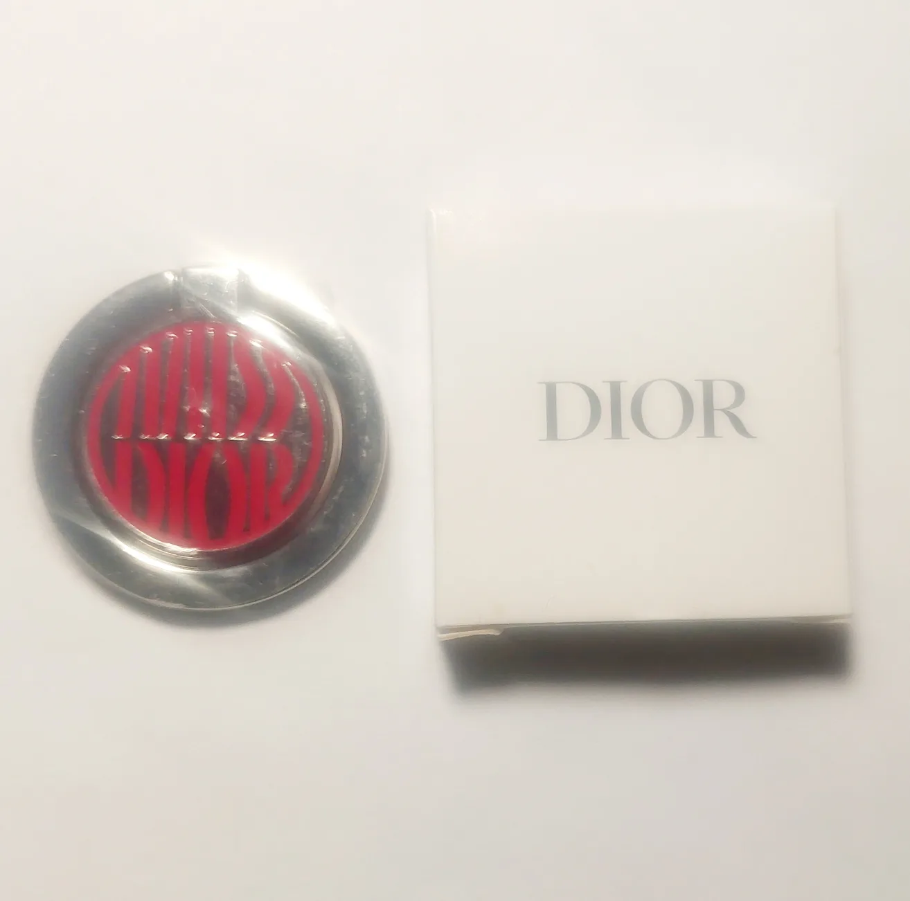 Dior set + Dior Pouch image indicator(9)