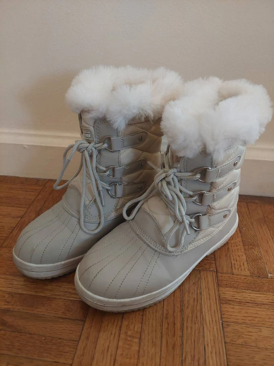 Dream Pairs kid's Snow Boots Size 5