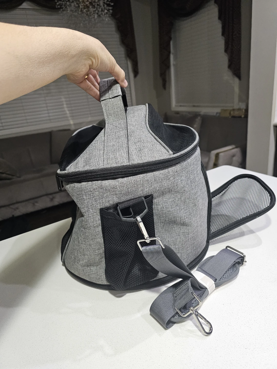 Grey Pet Carrier airline approved (New) - photo 4