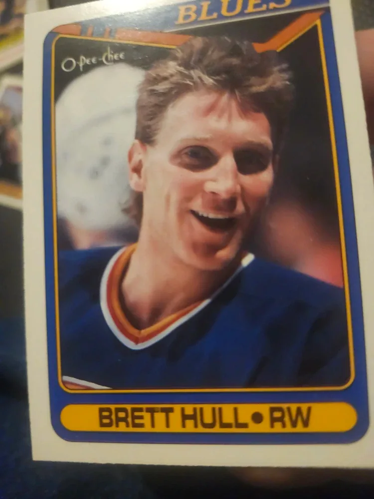 Brett Hull O-Pee-Chee Hockey Card