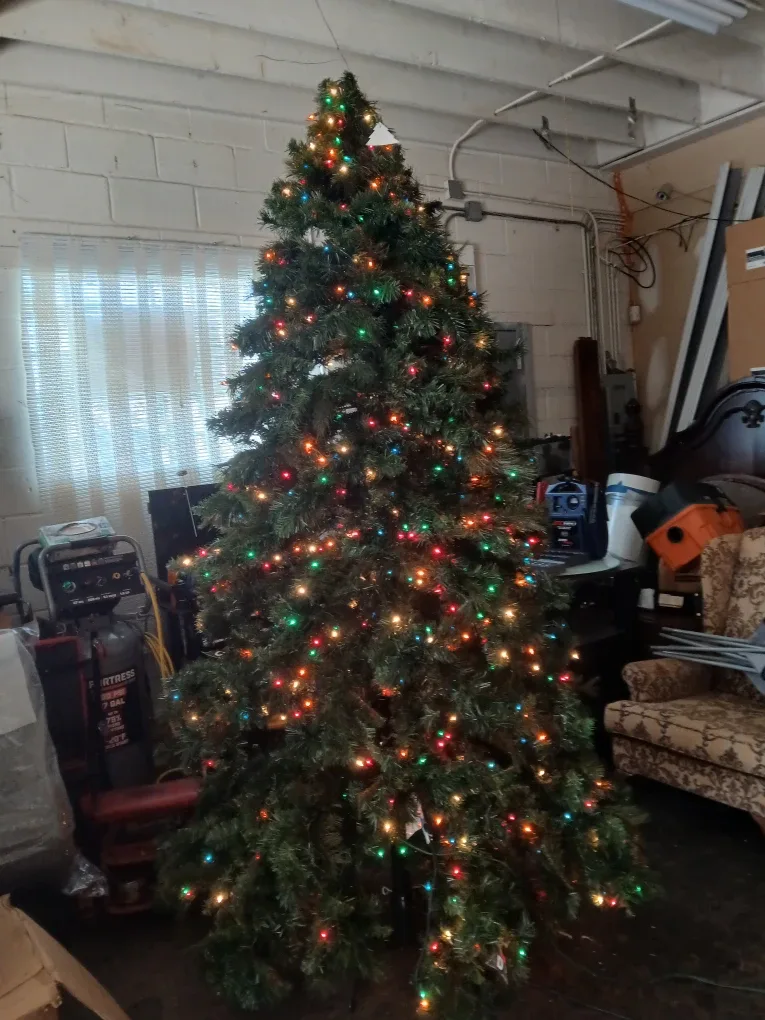 9 feet christmas tree
