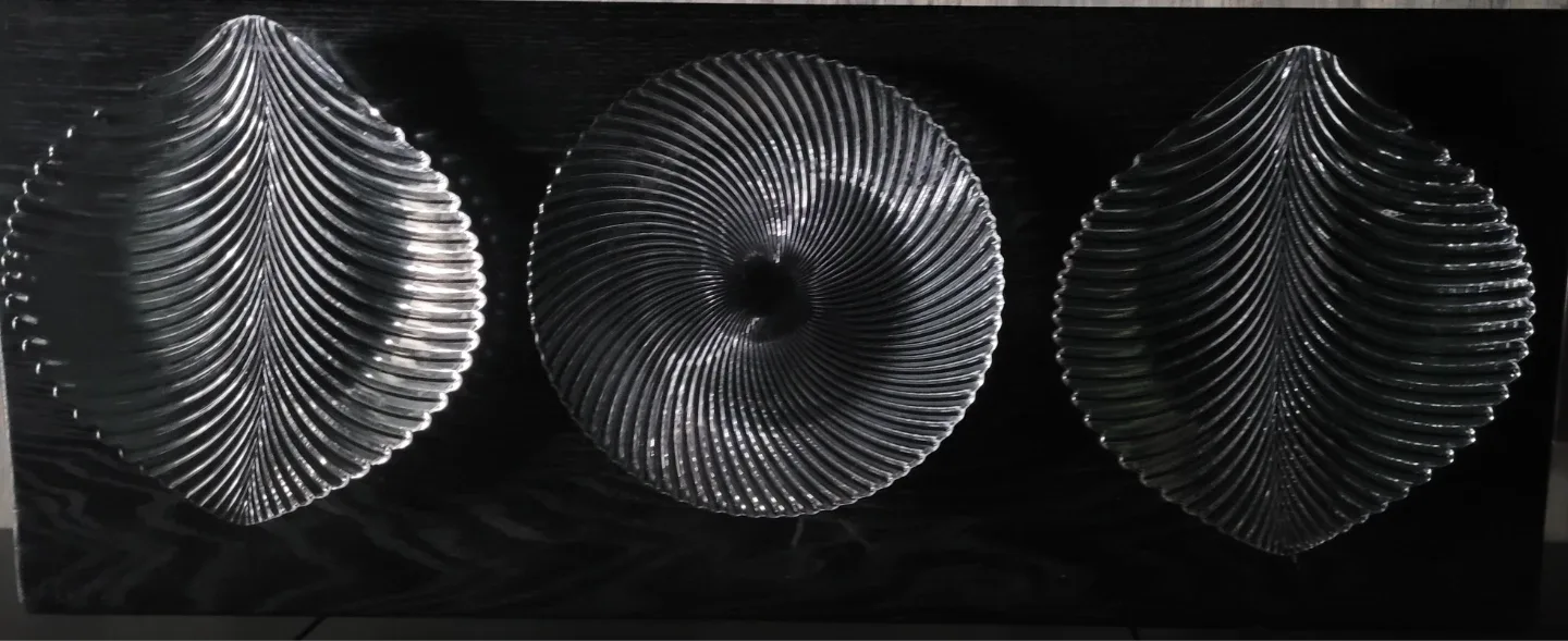 Variety of Glass Serving Dishes image indicator(9)