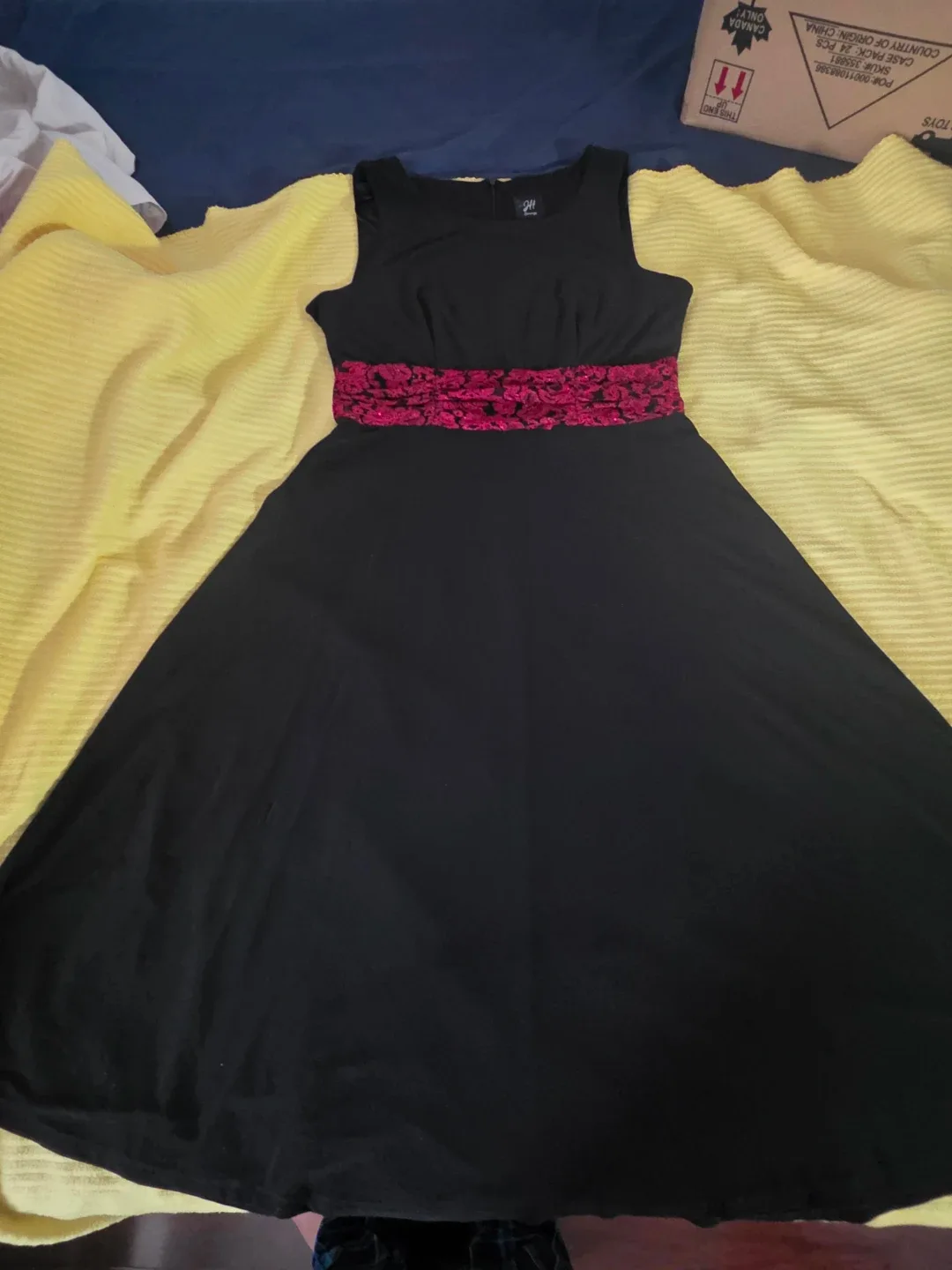 JH Design Black Dress with Red Waist Detail image indicator(3)