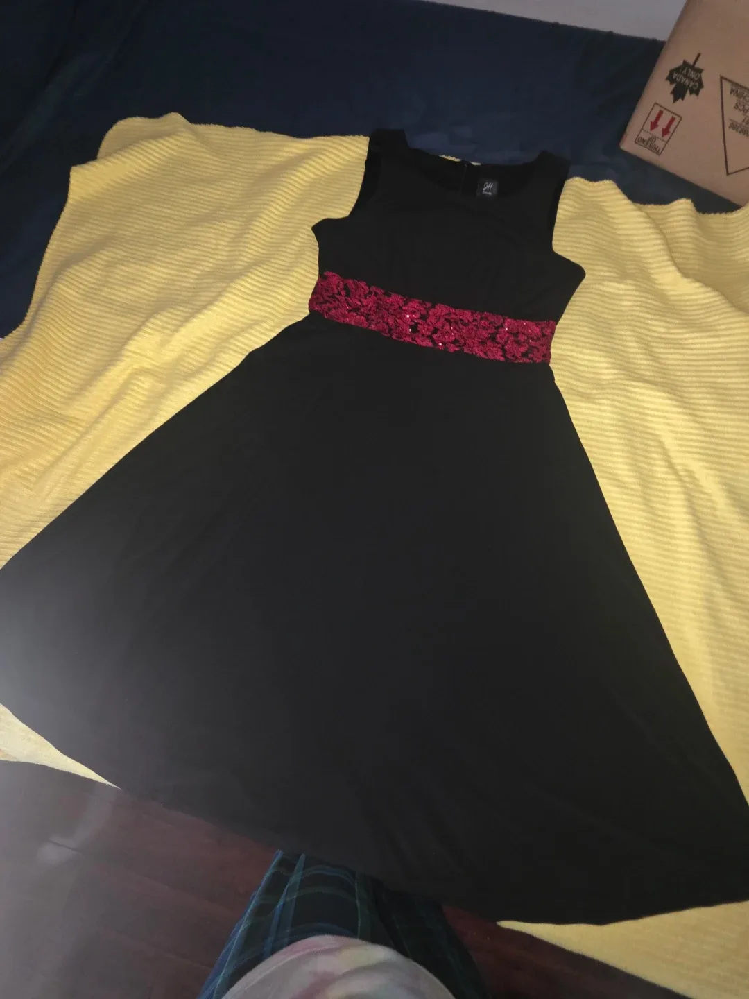 JH Design Black Dress with Red Waist Detail image indicator(4)