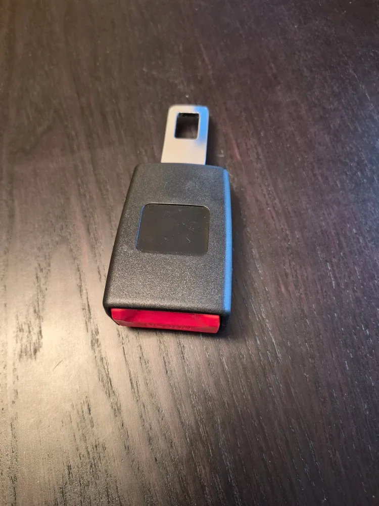 New seat belt buckle extender. Pick up in Kitchener, $10 image indicator(2)