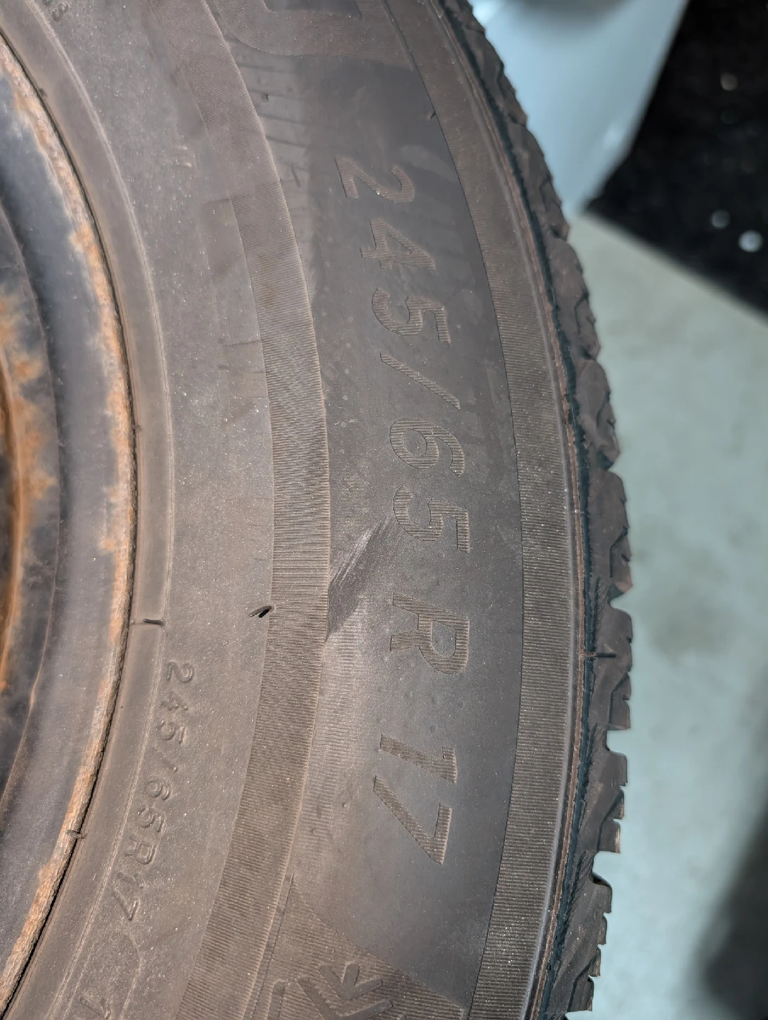 Michelin X-Ice Snow 245/65R17 Tires - photo 3