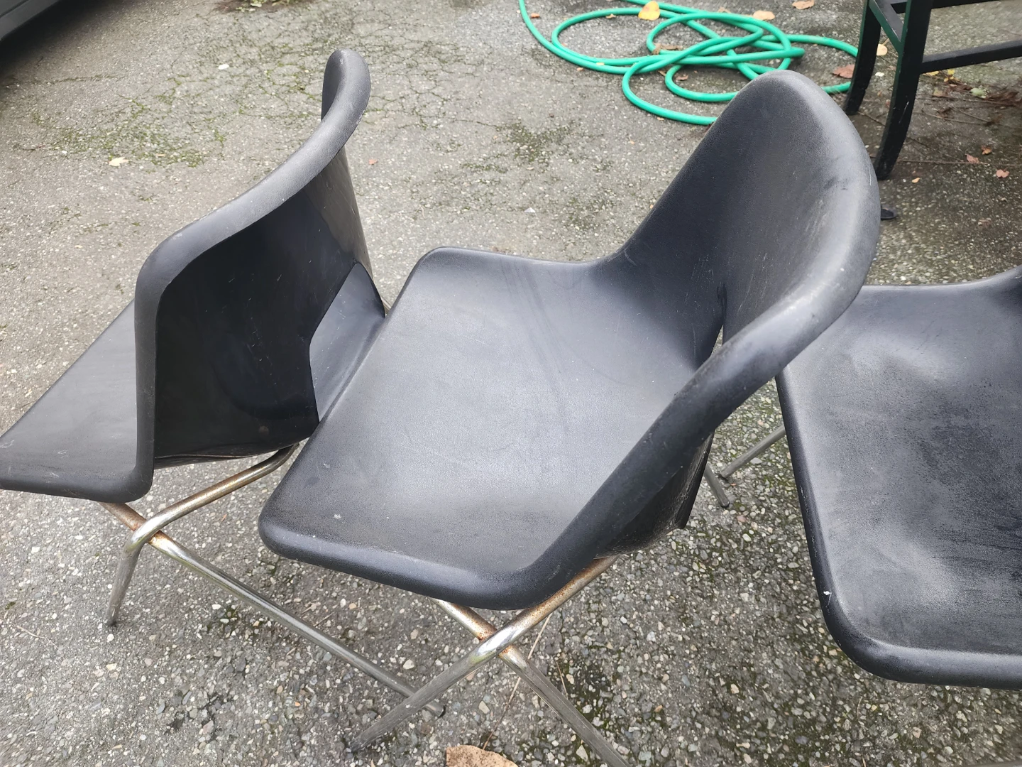 Set of 4 Black Stacking Chairs - photo 4