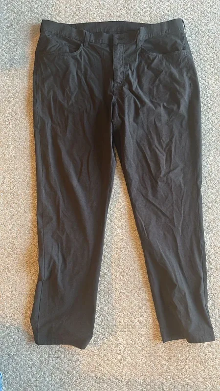 Big size pants (XL or 38;36) - 4 items image indicator(8)