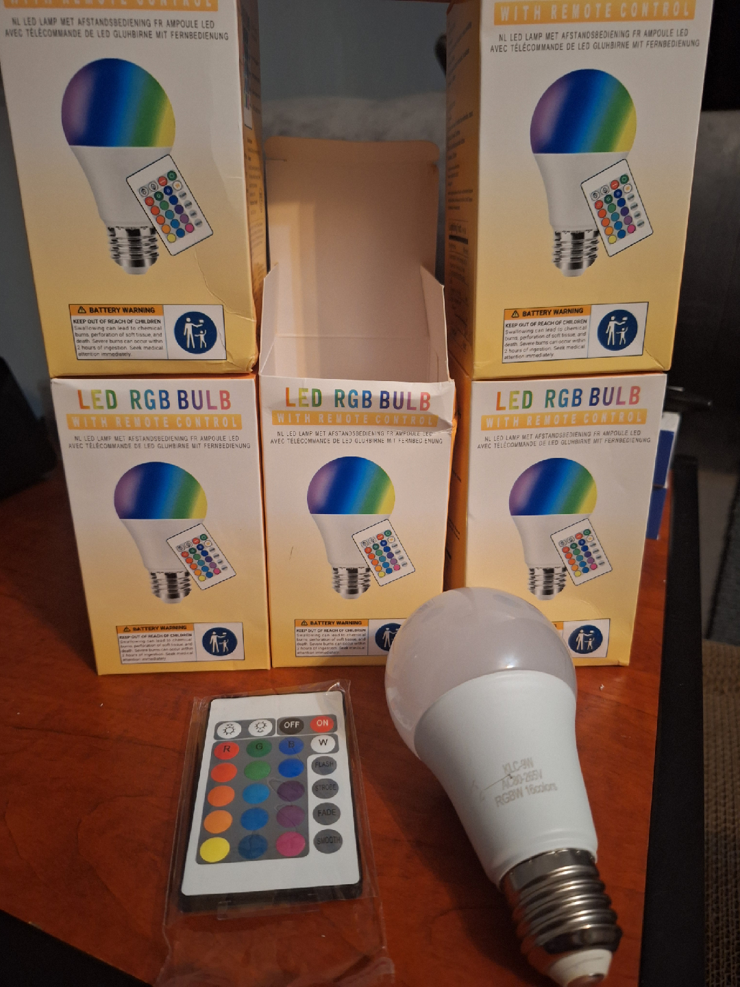 NEW LED RGB Bulb with Remote 💡🌈